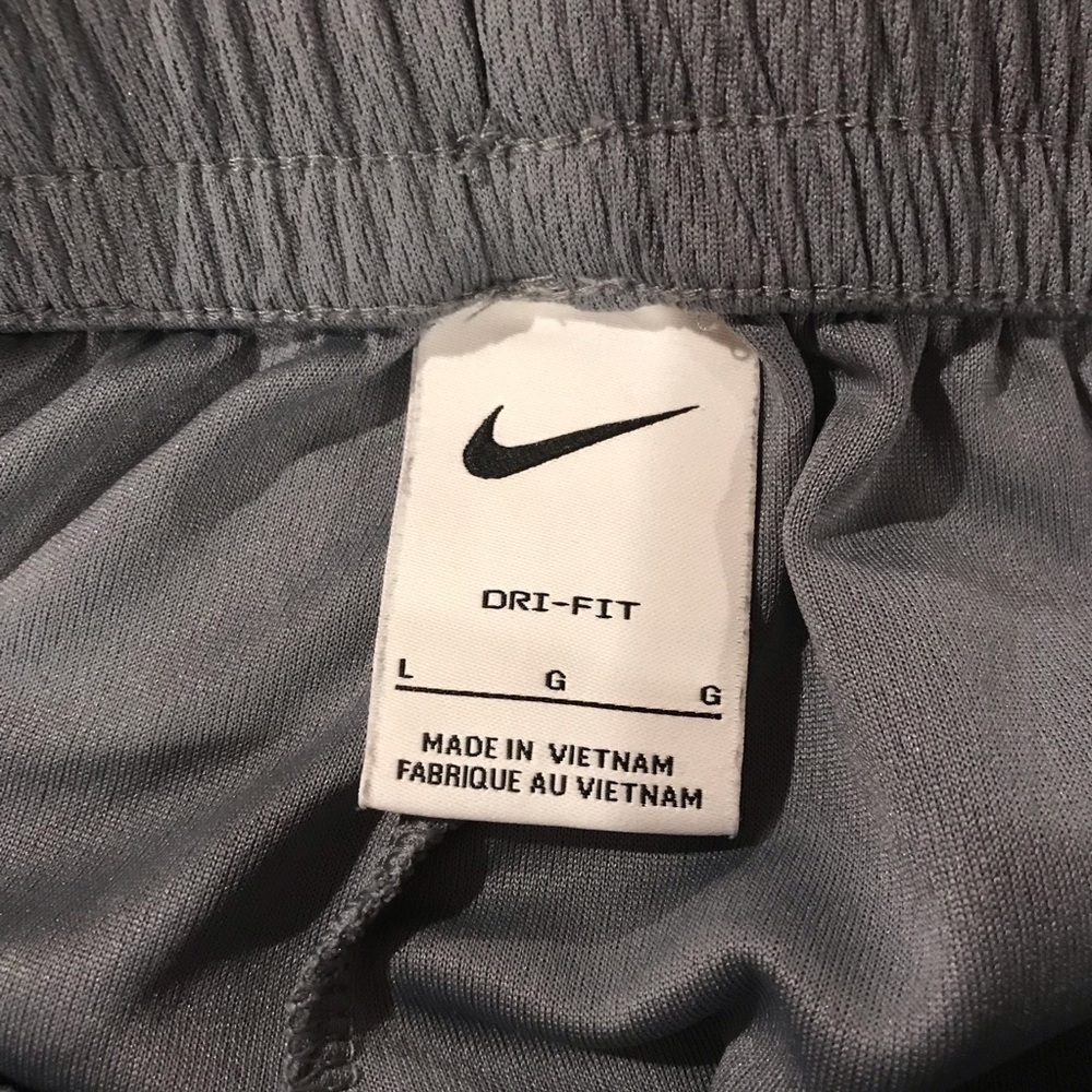👟NIKE DRI FIT Shorts - Picture 6 of 7